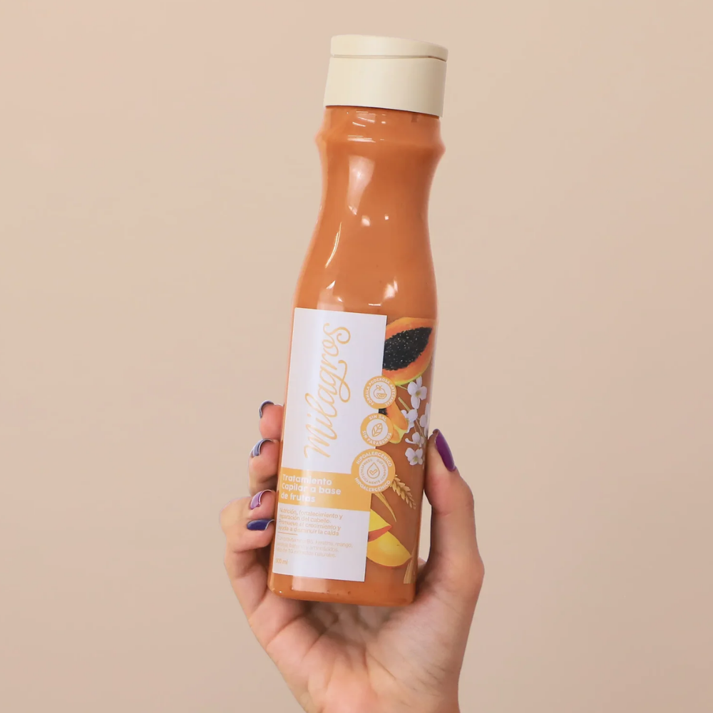 Tratamiento capilar a base de extractos de frutas 450ml